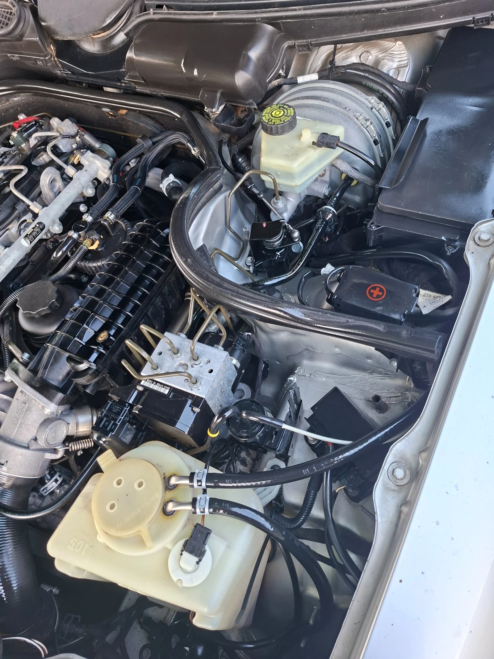 Mercedes-Benz E 270 210, снимка 13 - Автомобили и джипове - 55085924