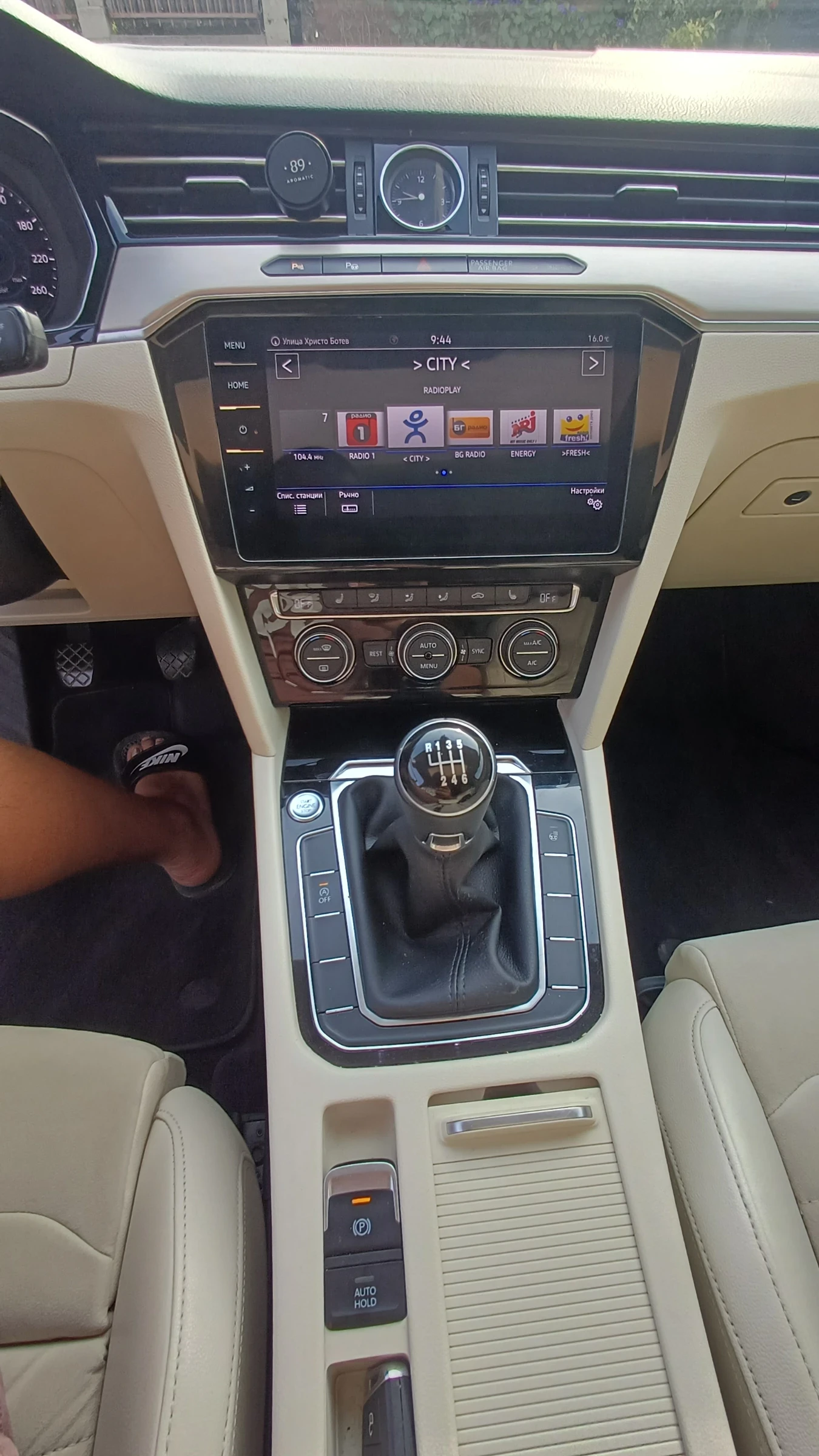 VW Passat, снимка 9 - Автомобили и джипове - 55851979