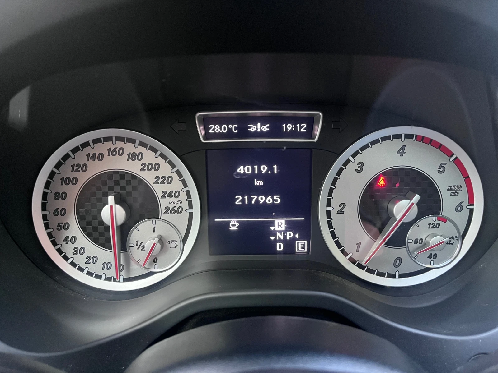 Mercedes-Benz A 200 AMG Pack, снимка 14 - Автомобили и джипове - 55879047
