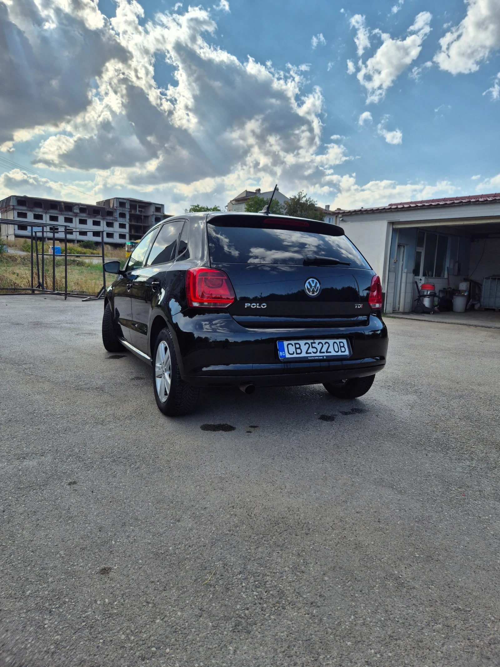 VW Polo 1.6, снимка 2 - Автомобили и джипове - 55927592