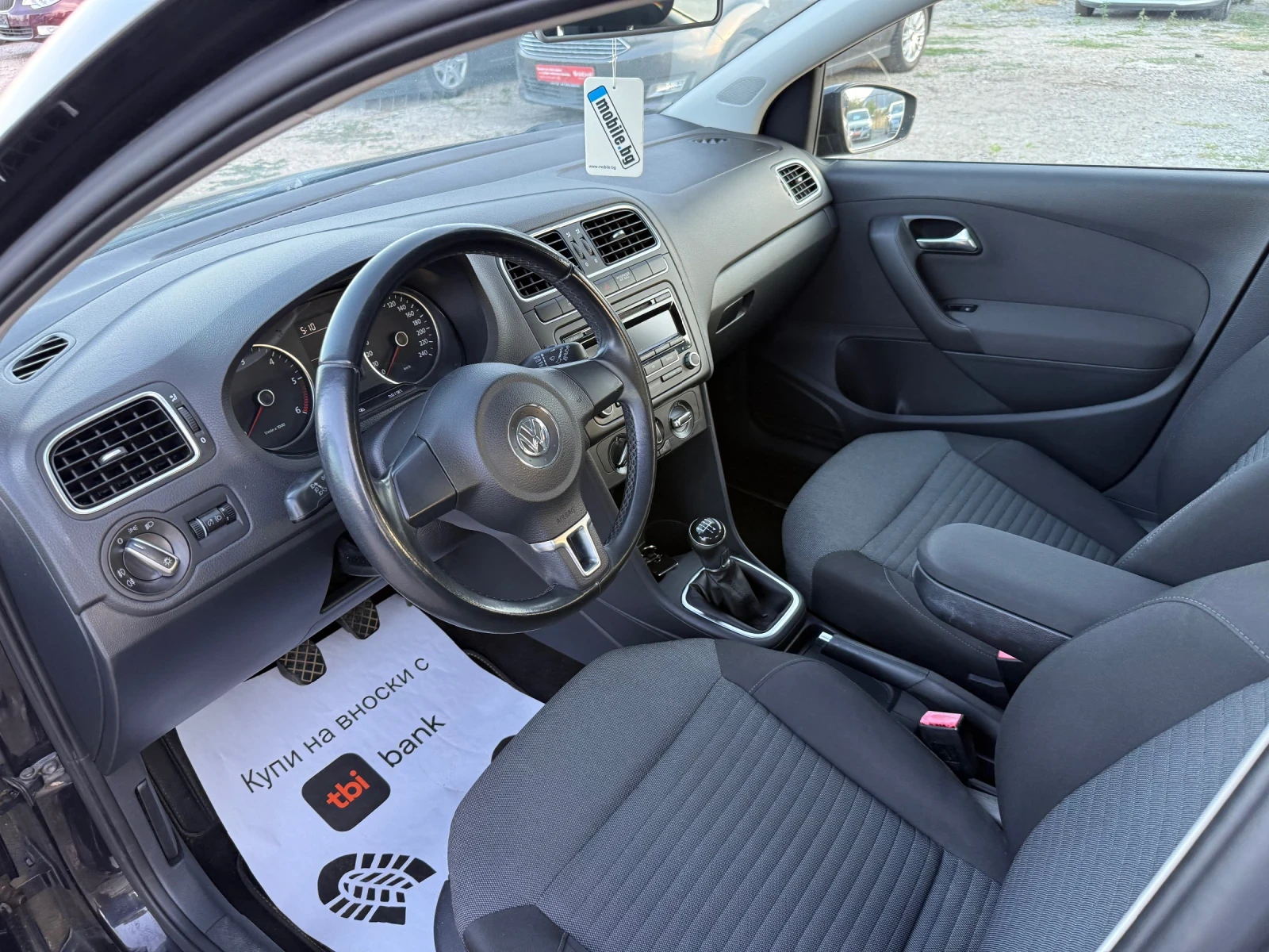 VW Polo 1.2 TDI R-LINE, снимка 11 - Автомобили и джипове - 55947196