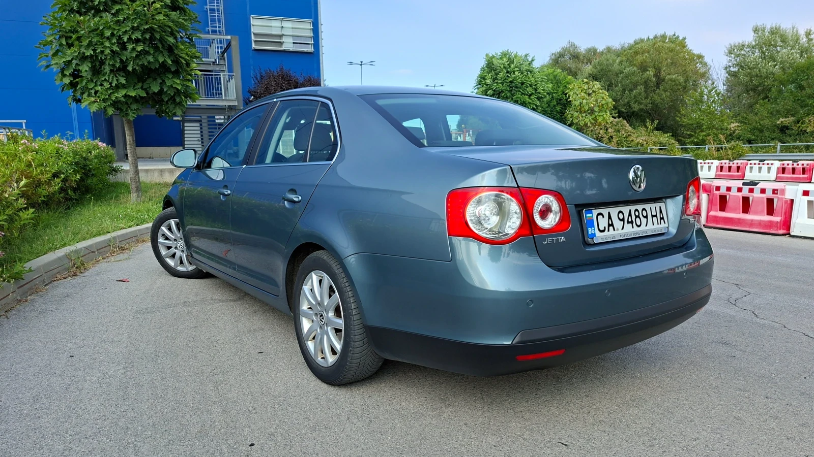 VW Jetta, снимка 6 - Автомобили и джипове - 55994343