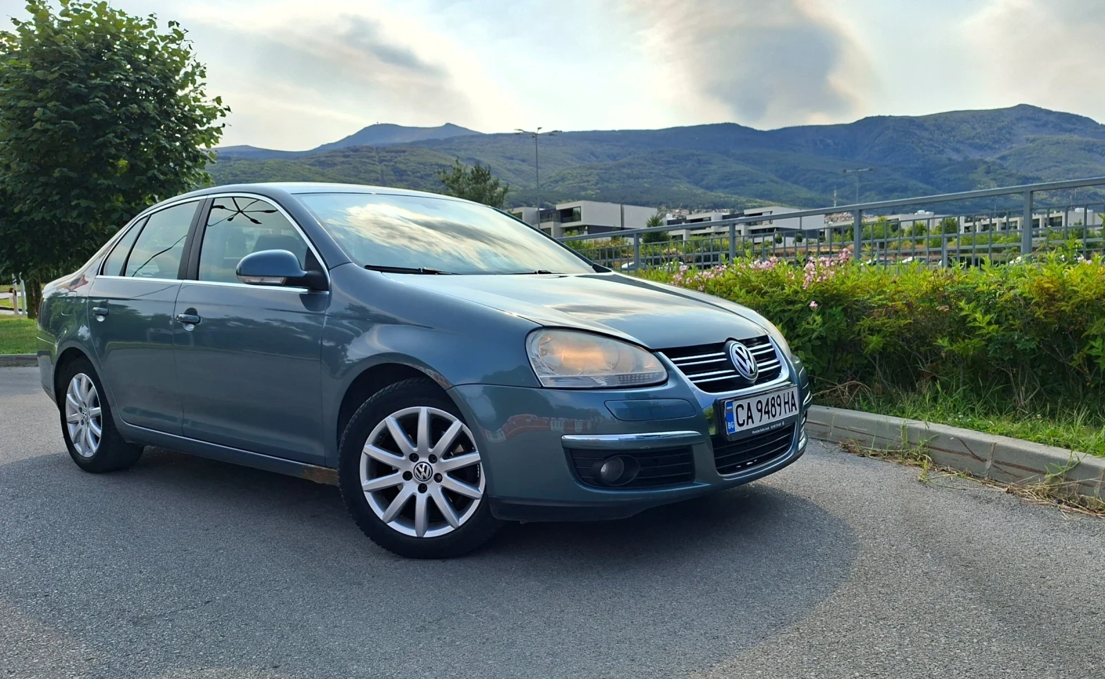VW Jetta, снимка 3 - Автомобили и джипове - 55994343