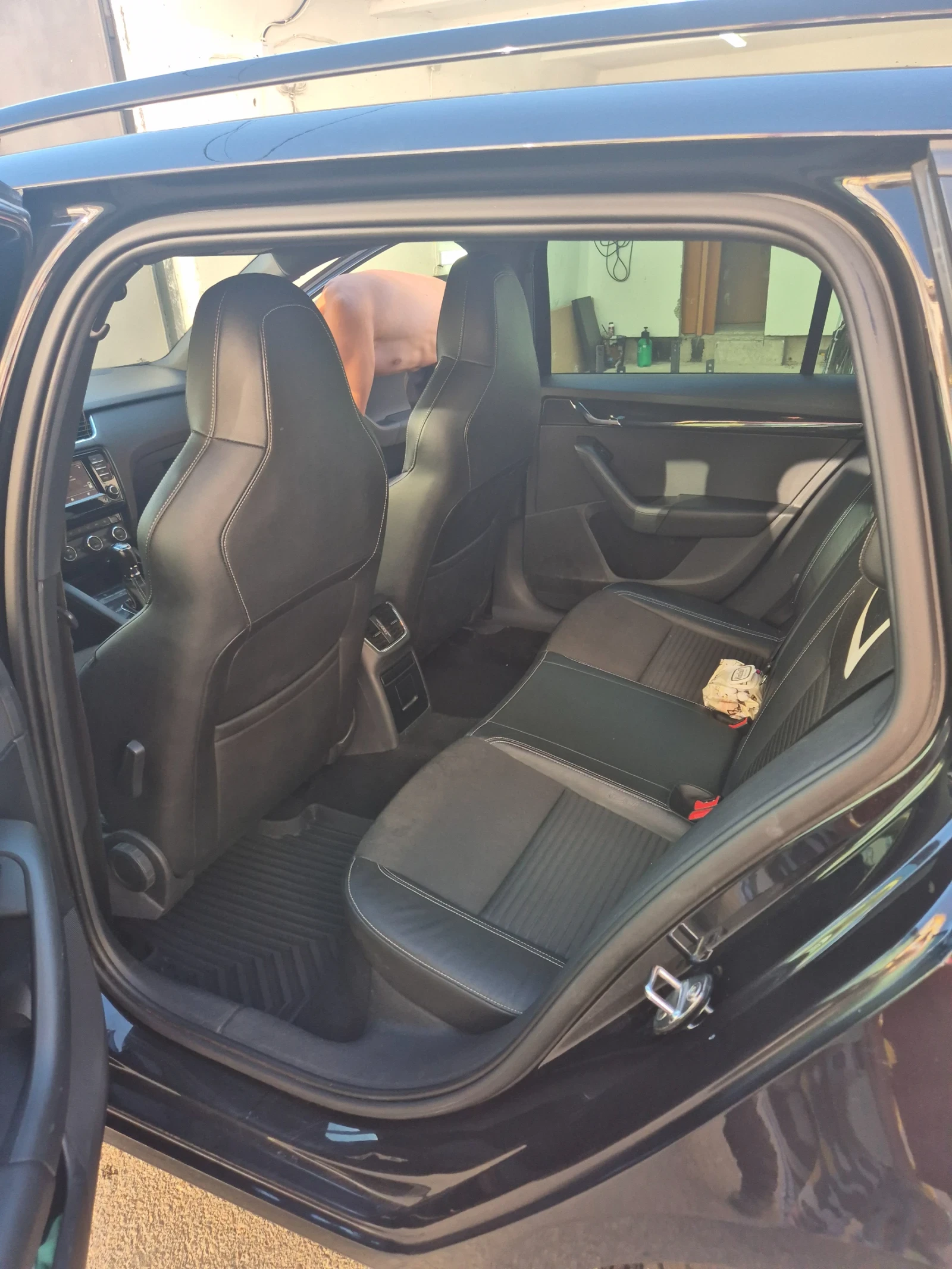 Skoda Octavia 2.0 TDI 230, снимка 12 - Автомобили и джипове - 56213429