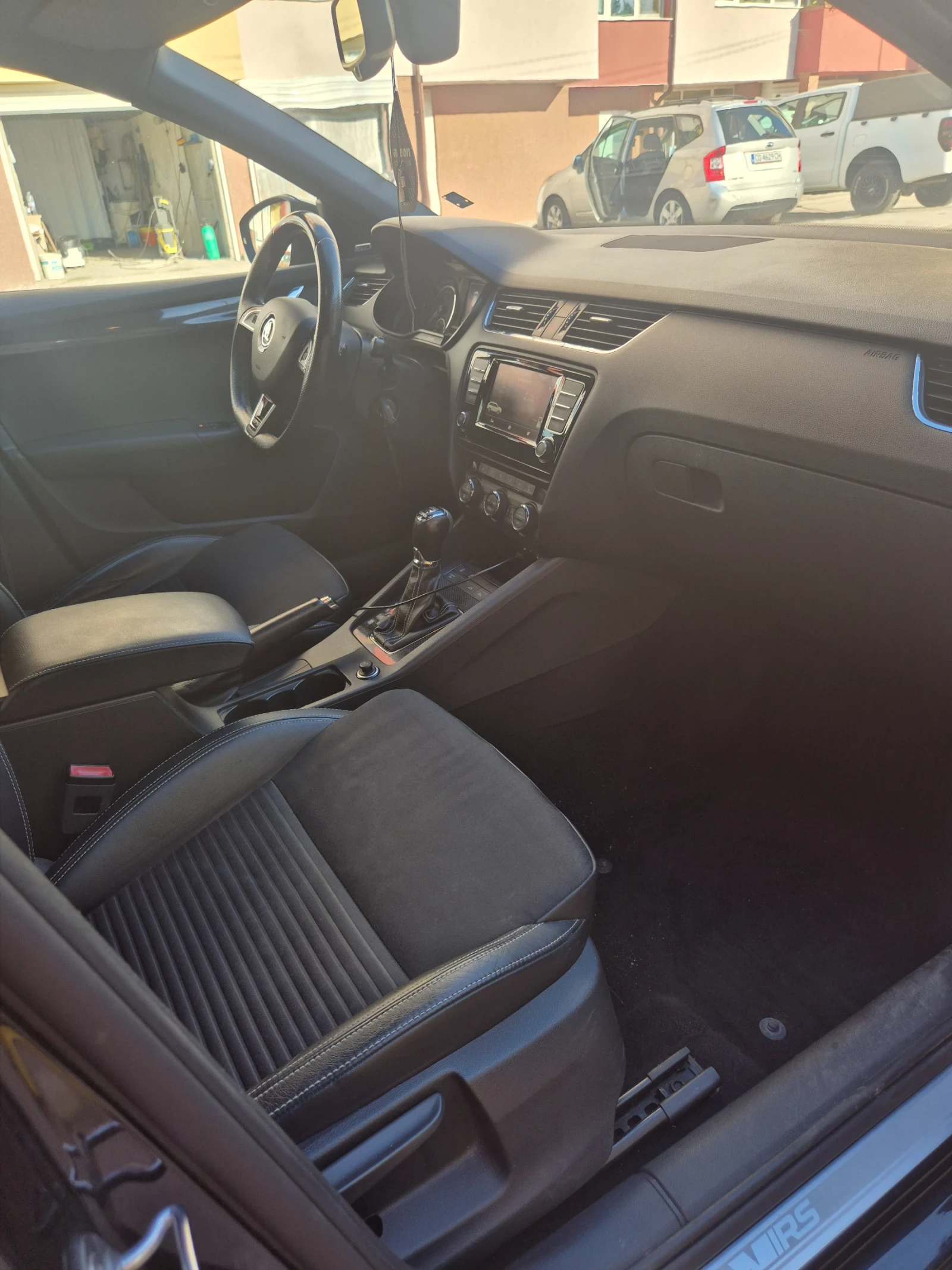 Skoda Octavia 2.0 TDI 230, снимка 13 - Автомобили и джипове - 56213429