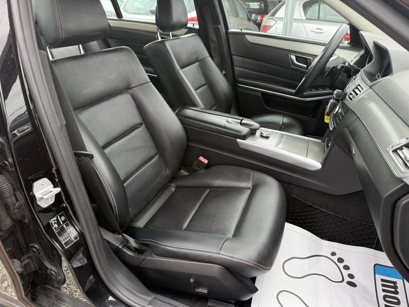 Mercedes-Benz E 220 CDI FaceLift 9GTronic, снимка 13 - Автомобили и джипове - 56258306