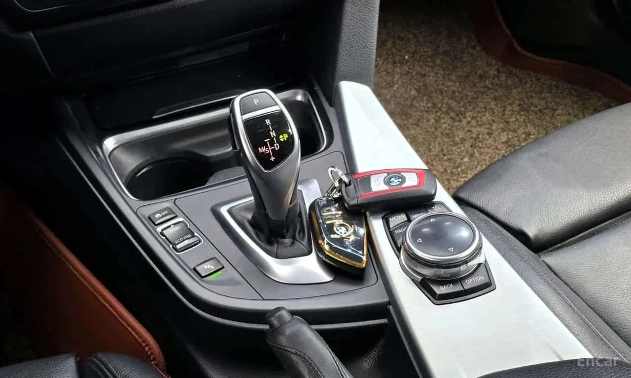 BMW 325 * 325d Sport * ЦЕНА ДО БГ, снимка 9 - Автомобили и джипове - 56259213
