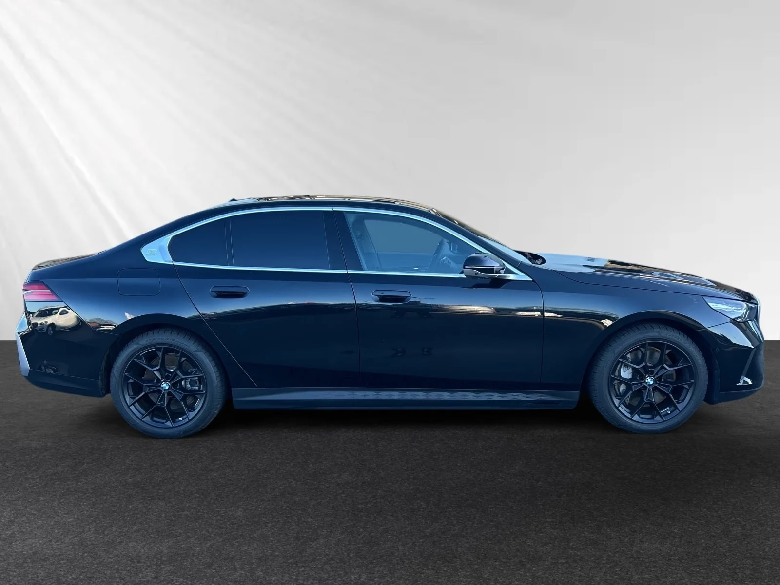 BMW 550 e/xDrive/360/HUD/PANO/�����/ | Mobile.bg � ����������� 5