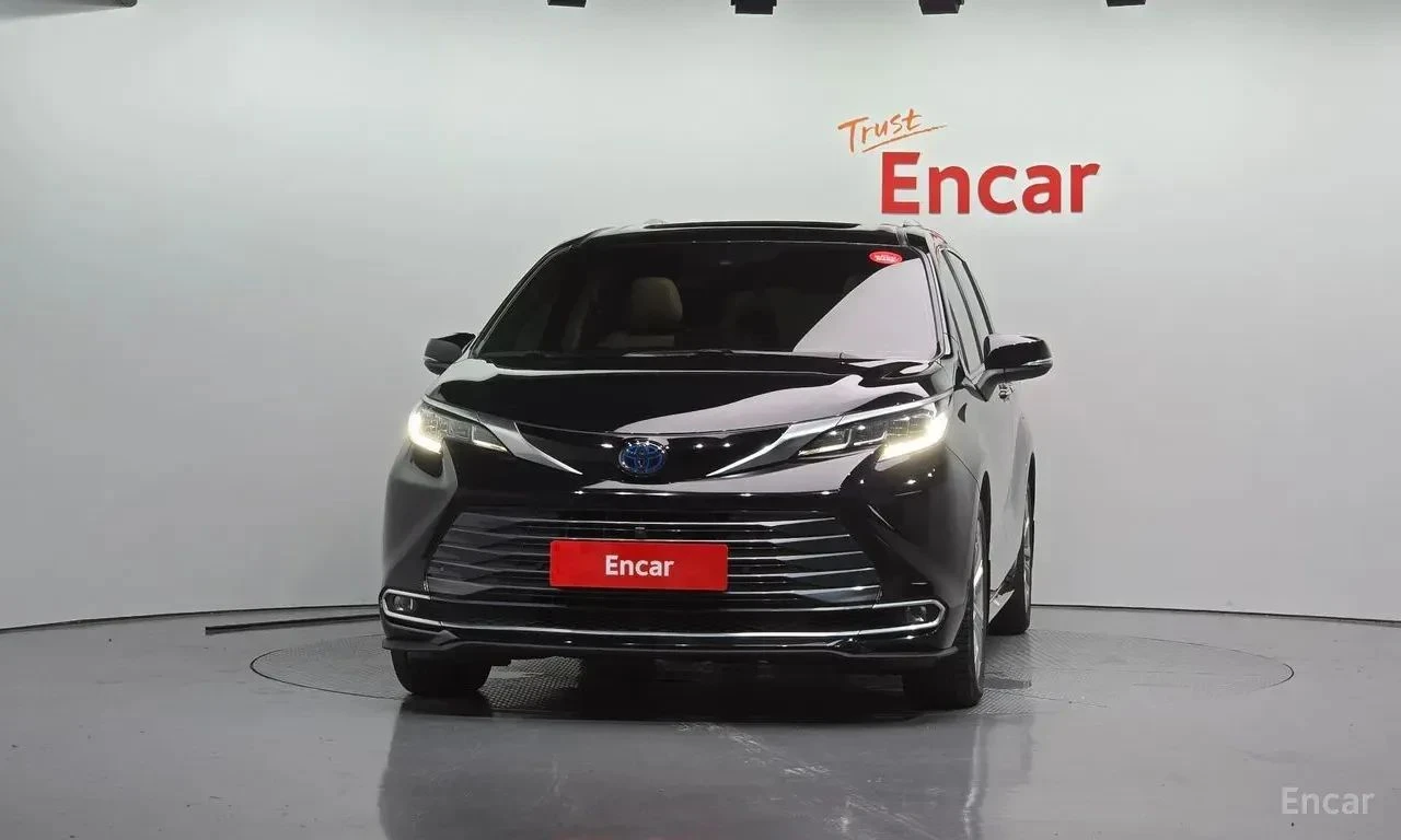 Toyota Sienna, снимка 2 - Автомобили и джипове - 56687287