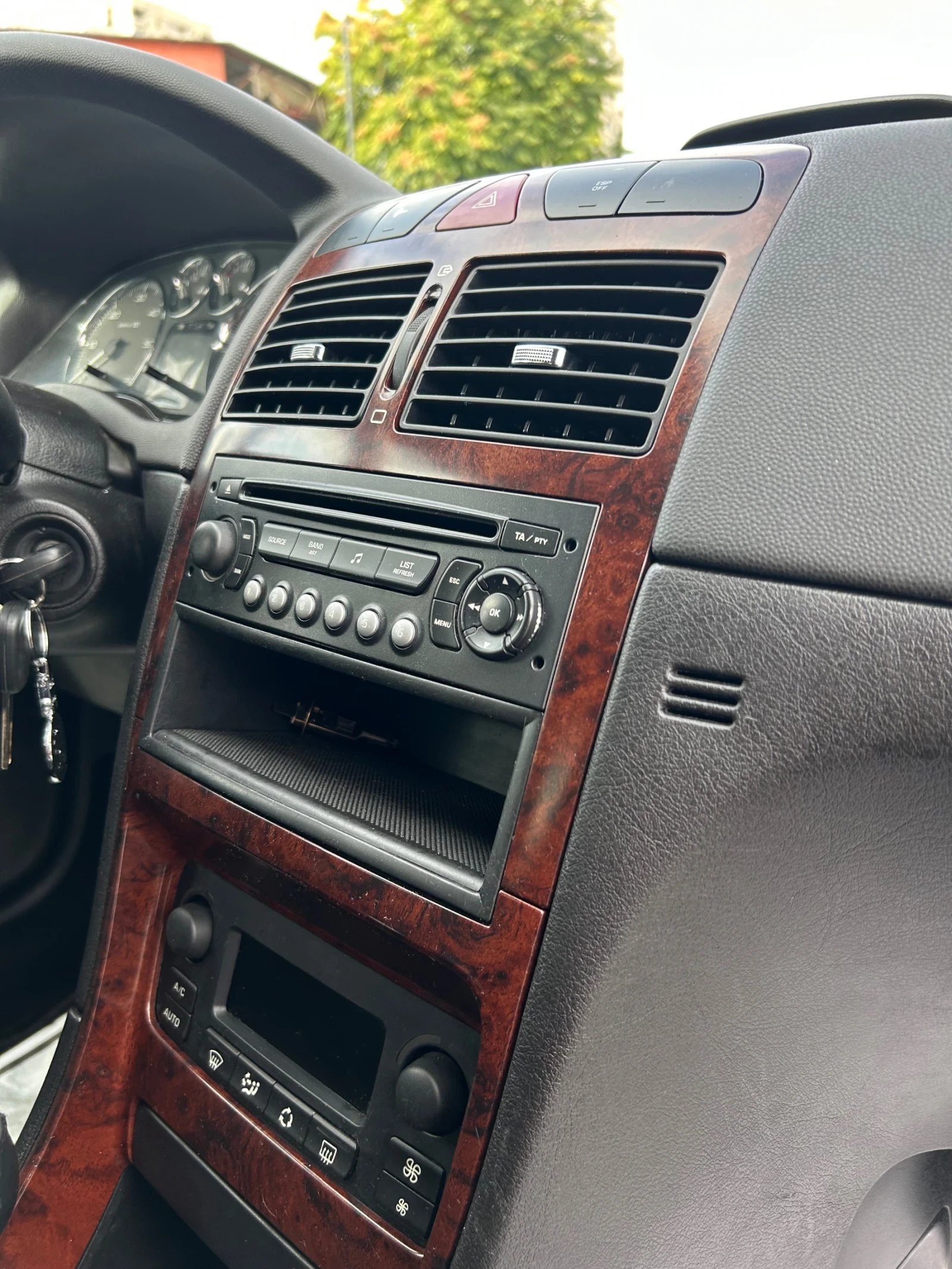 Peugeot 307 1.6HDI 109кс, снимка 12 - Автомобили и джипове - 56724867