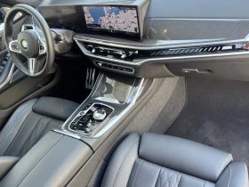 BMW X7 M60i/xDrive/EXCLUSIV/CARBON/B&W/SKY LOUNGE/HEAD UP | Mobile.bg    7