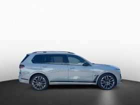 BMW X7 M60i/xDrive/EXCLUSIV/CARBON/B&W/SKY LOUNGE/HEAD UP | Mobile.bg    3