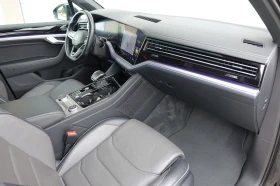 VW Touareg FACELIFT* R-LINE* IQ HD MATRIX LIGHTS* PANO*  | Mobile.bg    16