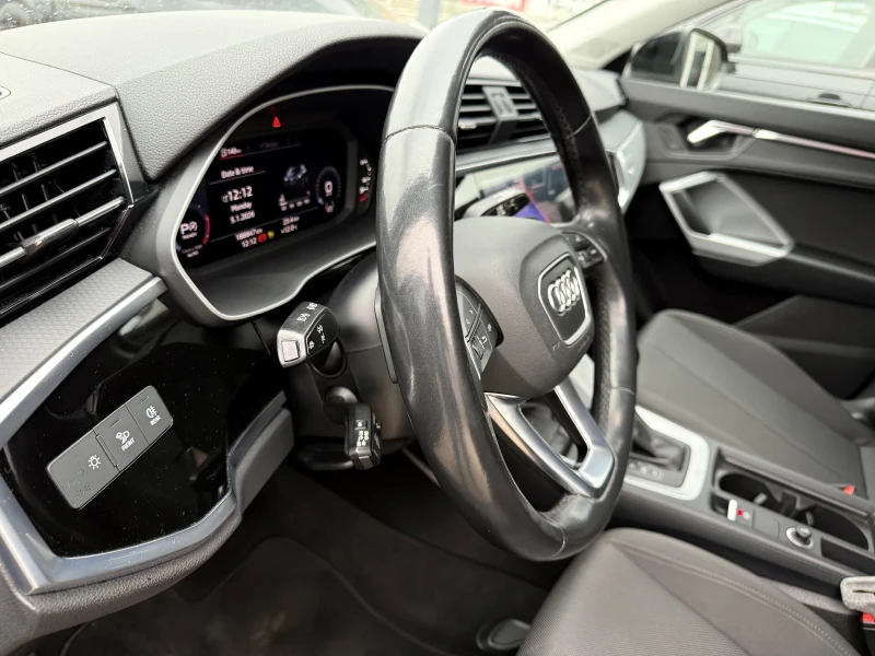 Audi Q3 Sportback 35TDI 150ps Matrix Kamera 08.2021g, снимка 13 - Автомобили и джипове - 52982124