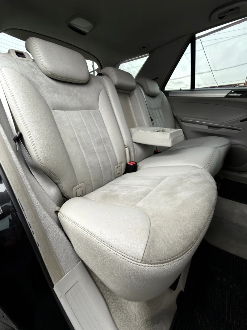 Mercedes-Benz ML 320 SPORT* 4-MATIC* 7G* NAVI* KOJA* СОБСТВЕН ЛИЗИНГ, снимка 8 - Автомобили и джипове - 53479503