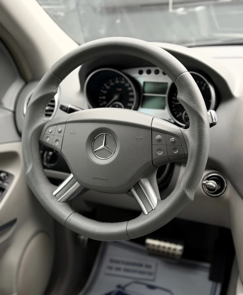 Mercedes-Benz ML 320 SPORT* 4-MATIC* 7G* NAVI* KOJA* СОБСТВЕН ЛИЗИНГ, снимка 12 - Автомобили и джипове - 53479503