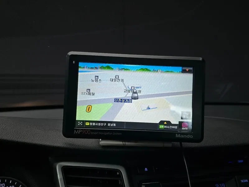 Hyundai Tucson 1.7 2WD MODERN, снимка 15 - Автомобили и джипове - 55801534