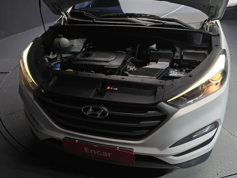 Hyundai Tucson 1.7 2WD MODERN, снимка 6 - Автомобили и джипове - 55801534