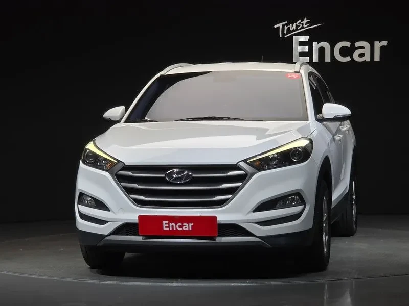 Hyundai Tucson 1.7 2WD MODERN, снимка 3 - Автомобили и джипове - 55801534