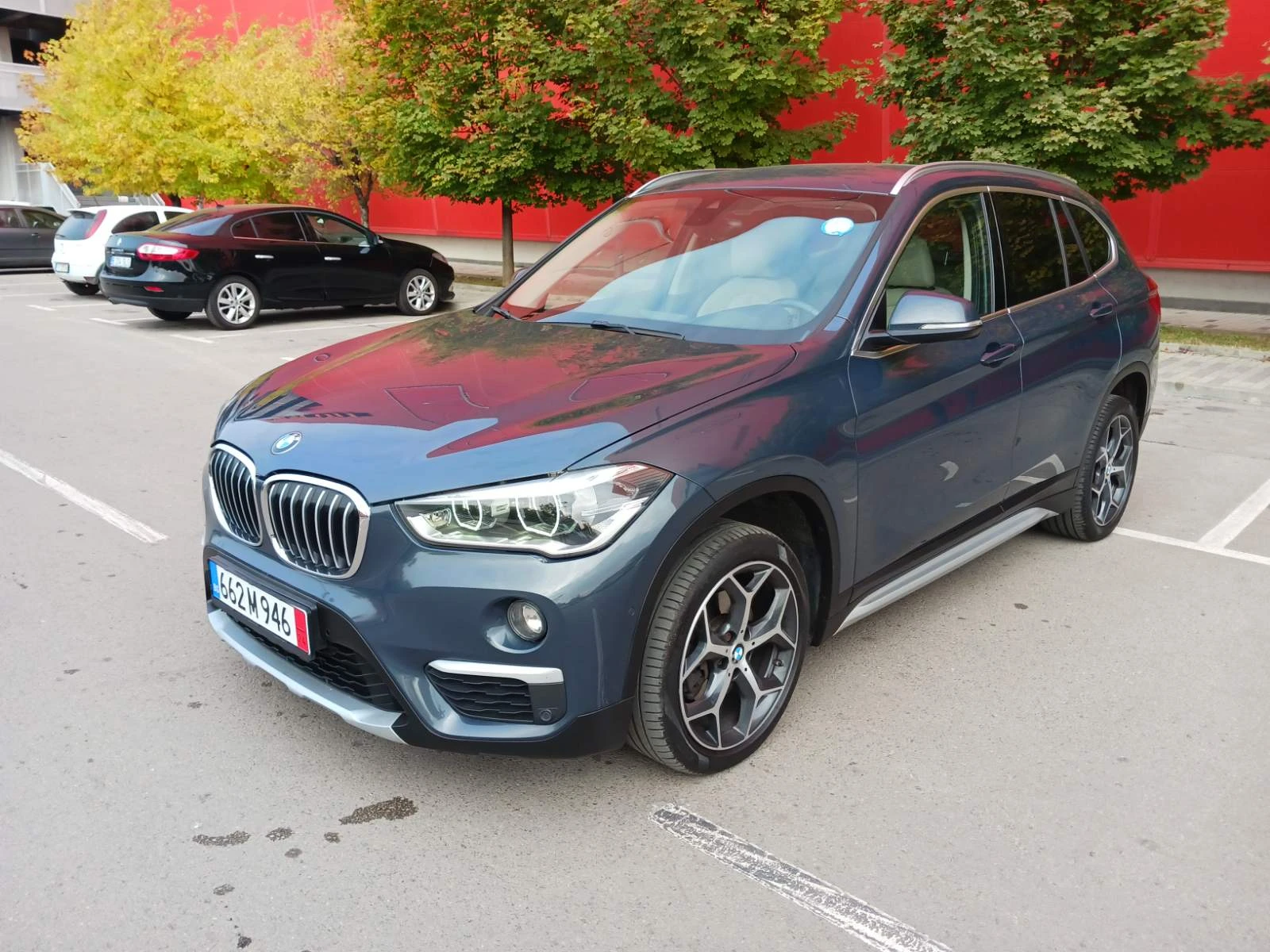 BMW X1 sDrive18D - изображение 2