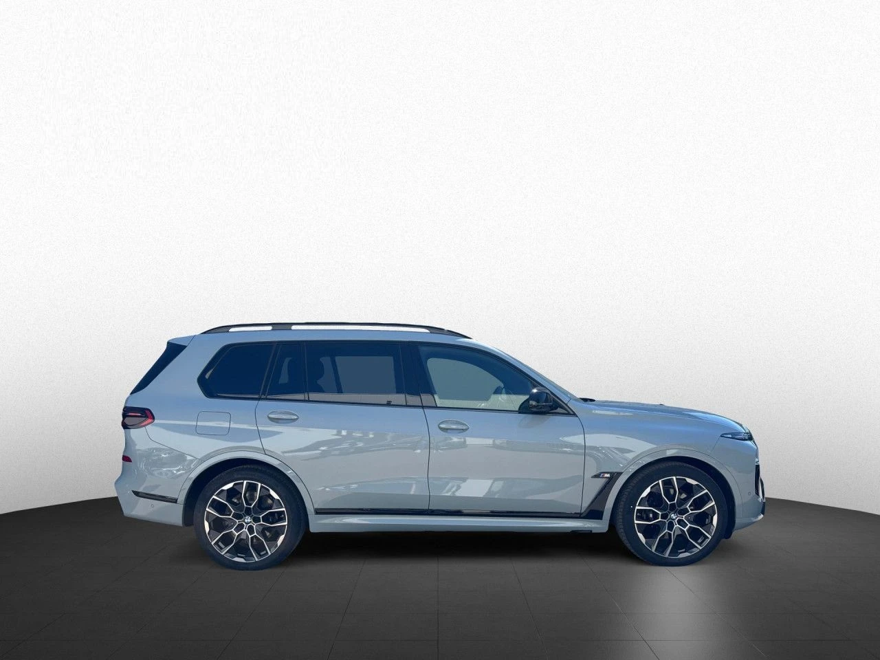 BMW X7 M60i/xDrive/EXCLUSIV/CARBON/B&W/SKY LOUNGE/HEAD UP - изображение 3