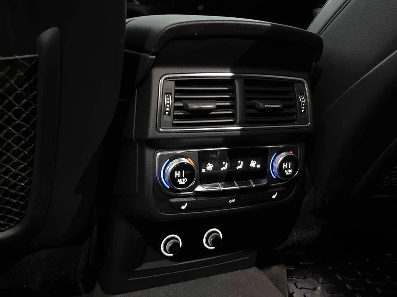 Audi Q7 * Progressiv * ОБДУХВАНЕ* ПАНОРАМА* , снимка 14 - Автомобили и джипове - 53784252