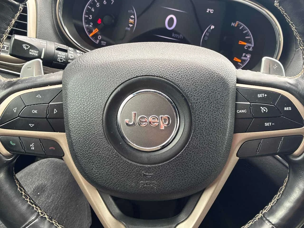 Jeep Grand cherokee * Overland * PANO* KEYLESS* ПОДГРЕВ* , снимка 14 - Автомобили и джипове - 53904172