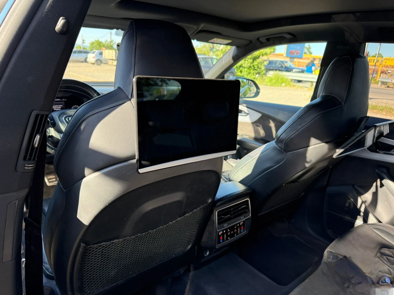 Audi Q8 5, 000TDI/SLINE/QUATTRO/EURO6, снимка 8 - Автомобили и джипове - 54556665