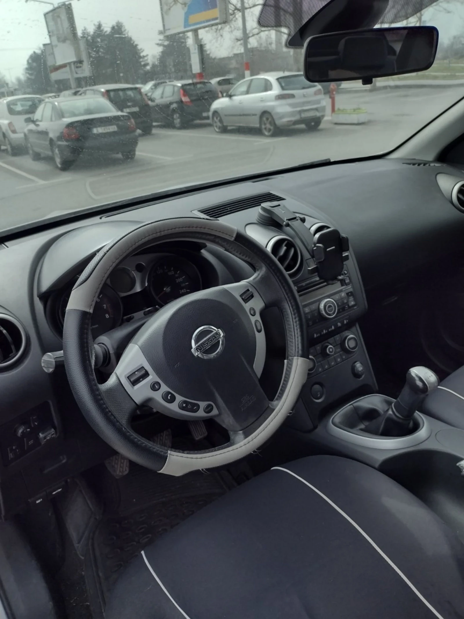 Nissan Qashqai 1.6 114к.с. Газова уредба, снимка 5 - Автомобили и джипове - 54641726