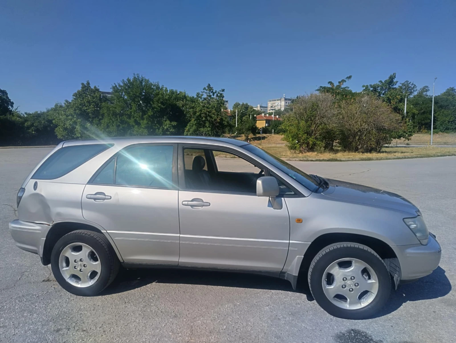 Lexus RX 300, снимка 6 - Автомобили и джипове - 54767456
