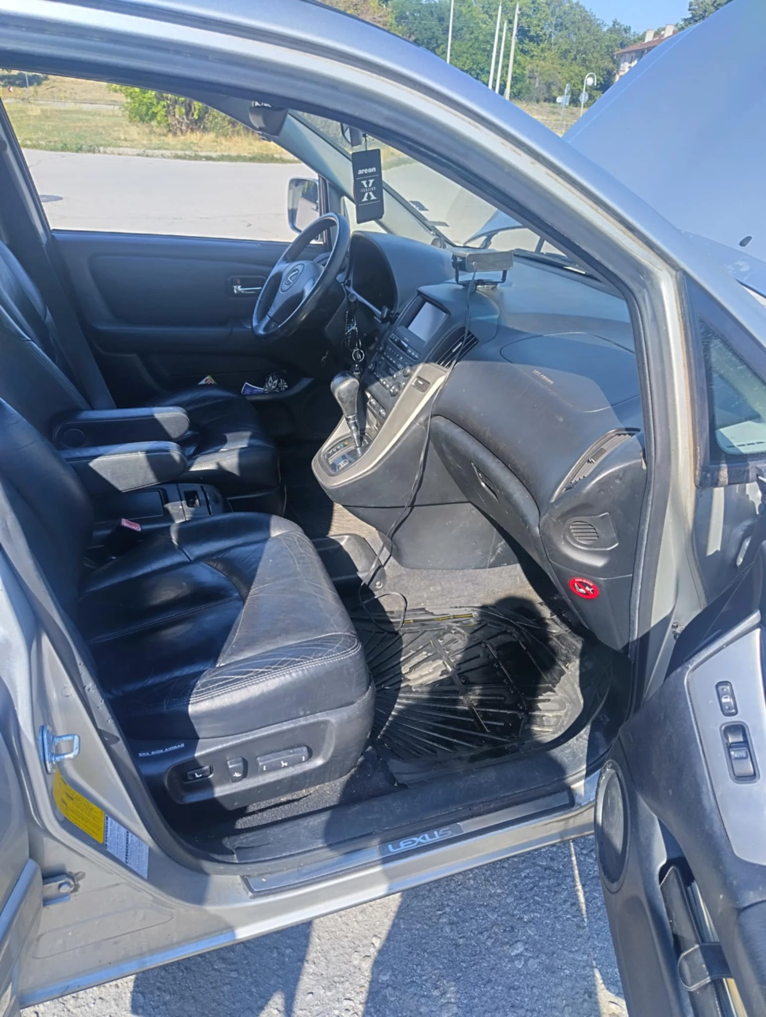 Lexus RX 300, снимка 12 - Автомобили и джипове - 54767456