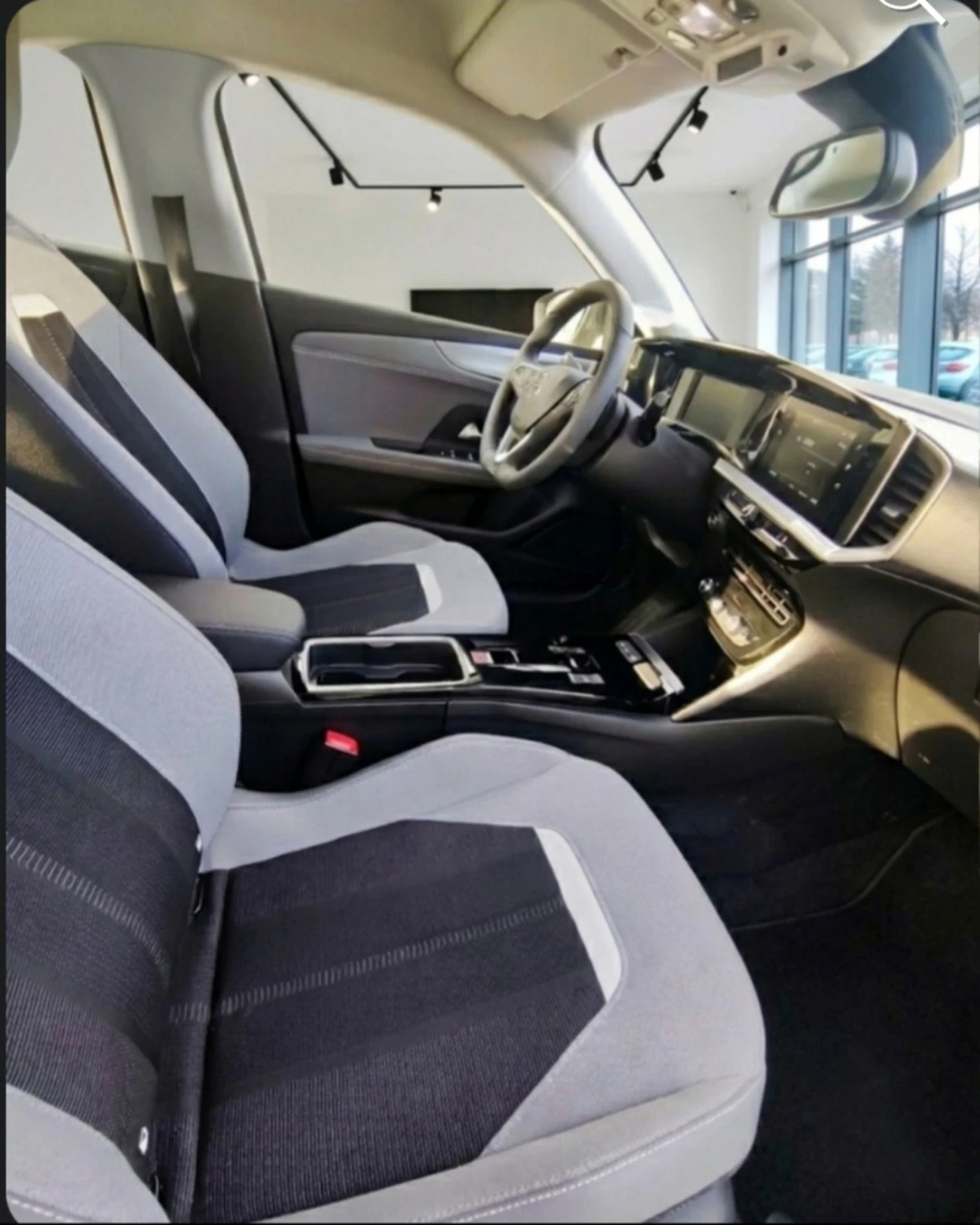 Opel Mokka ELEGANCE , Автомат 8 скорости, Keyless, Нави, Каме, снимка 2 - Автомобили и джипове - 55167687