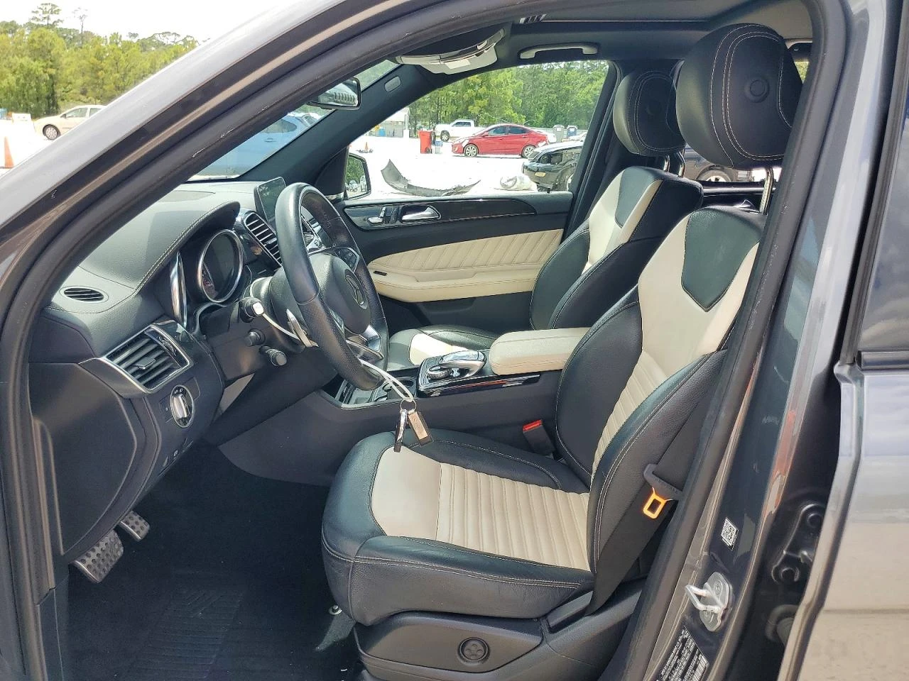 Mercedes-Benz GLE 400 3.0l 4Matic, снимка 7 - Автомобили и джипове - 55465276
