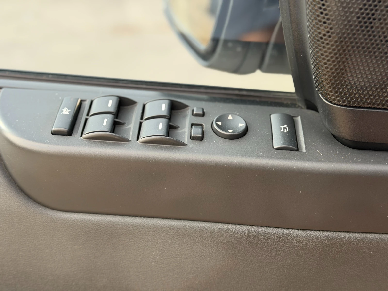 Land Rover Range rover 3.6 TDV8 HSE, снимка 16 - Автомобили и джипове - 56158928