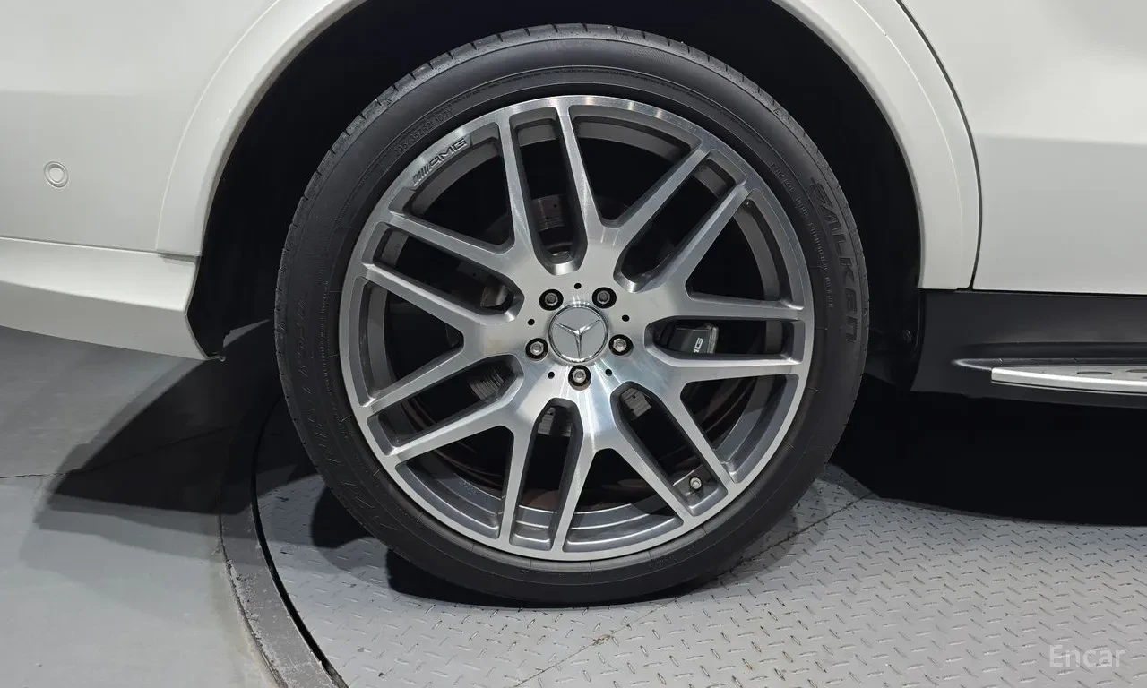 Mercedes-Benz GLE 63 AMG 360 | PANO | DISTR | ���� �� �� | Mobile.bg � ����������� 17