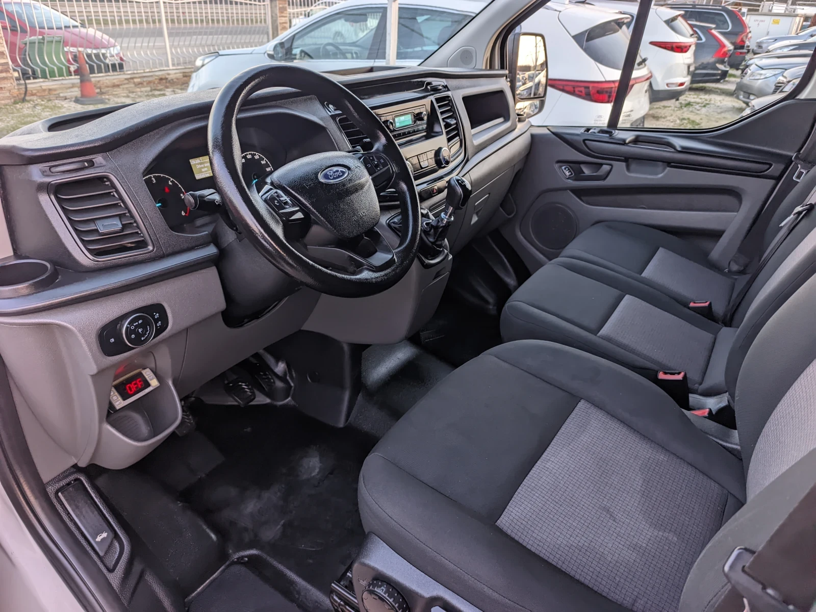 Ford Transit Custom Хладилен, снимка 12 - Бусове и автобуси - 53725952