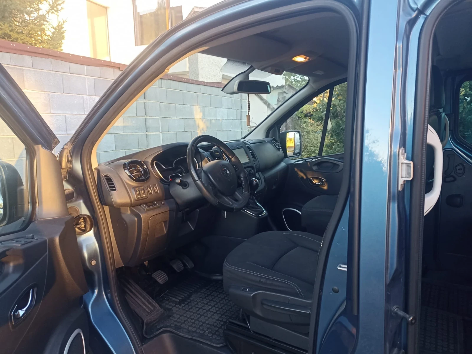 Opel Vivaro 1.6.CDTI.145 K.C., снимка 7 - Бусове и автобуси - 56346008