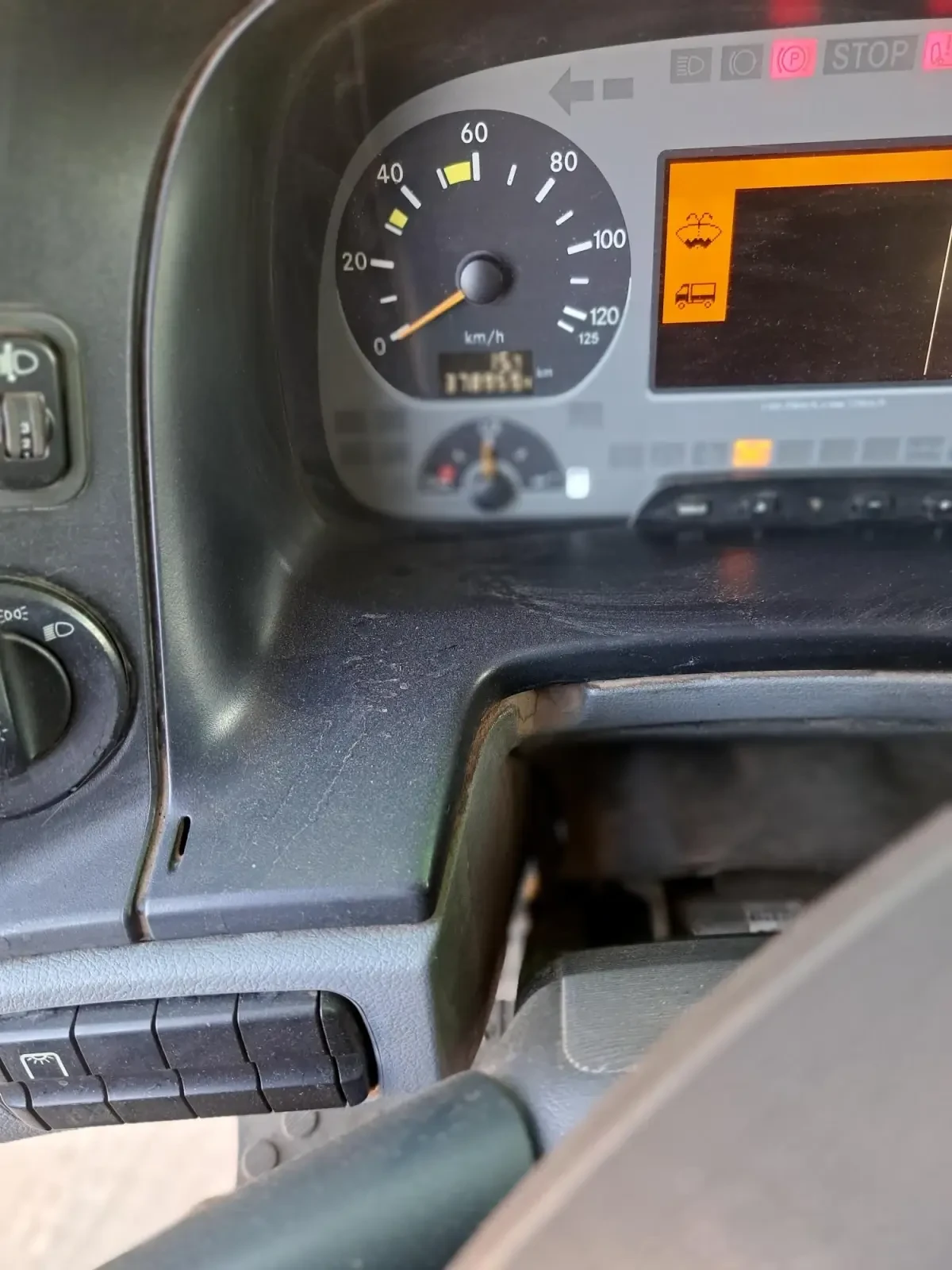 Mercedes-Benz Actros, снимка 13 - Камиони - 56725092