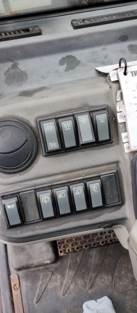 Телескопичен товарач Caterpillar TH337C, снимка 9