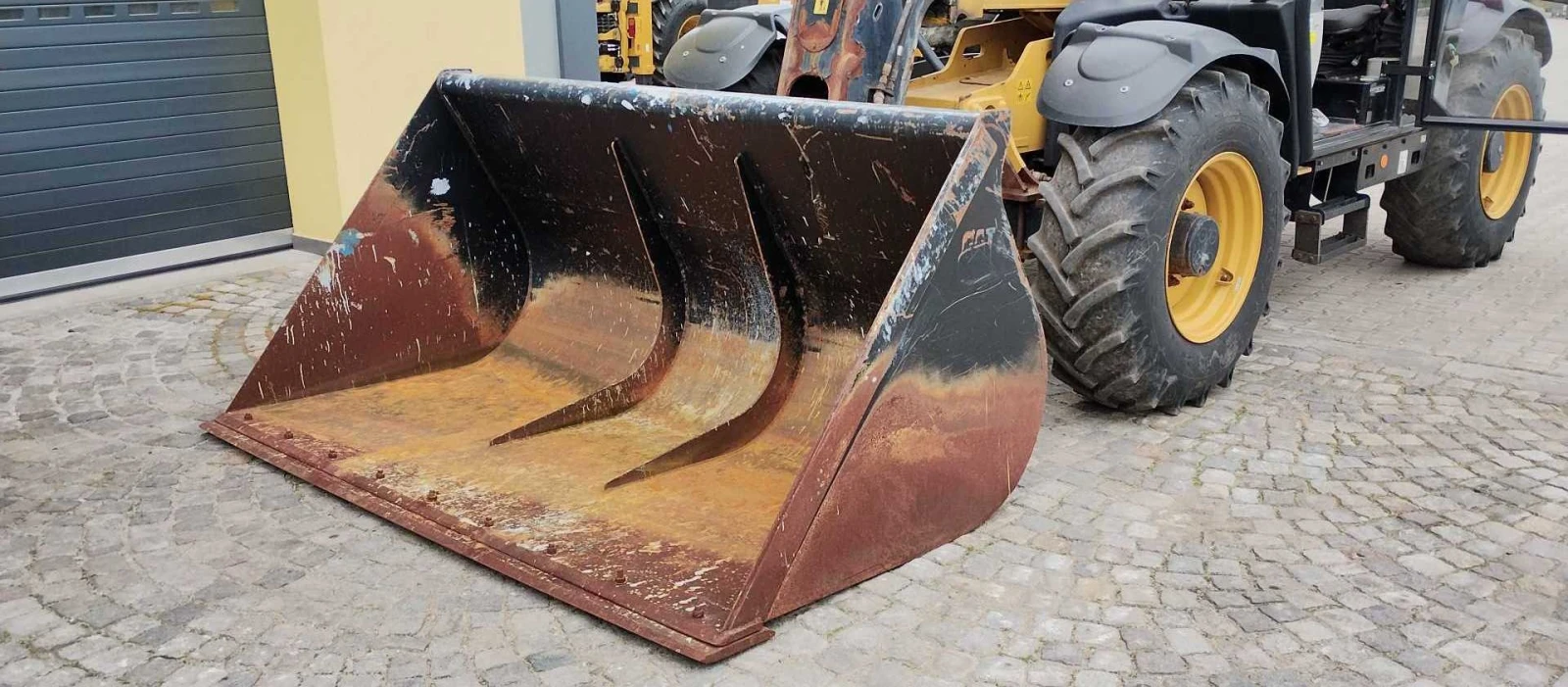   Caterpillar TH337C | Mobile.bg   17