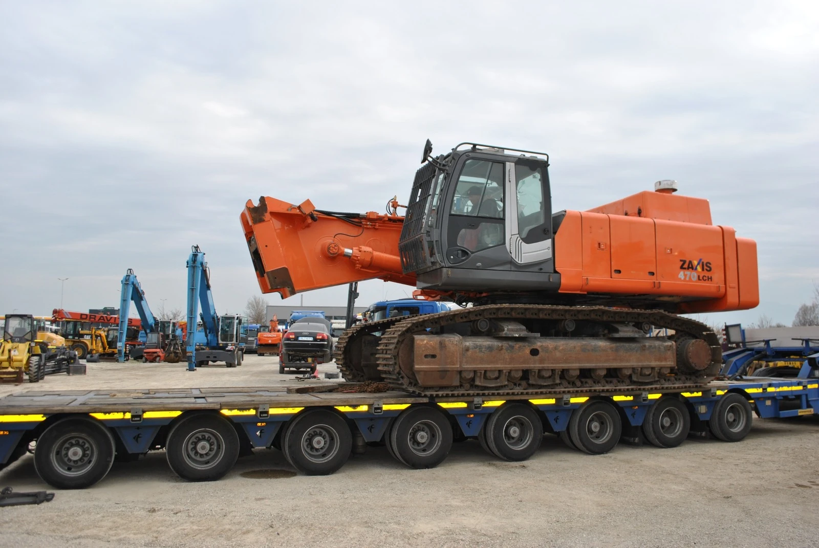  Hitachi ZX 470 LCH-3, 28   | Mobile.bg   16