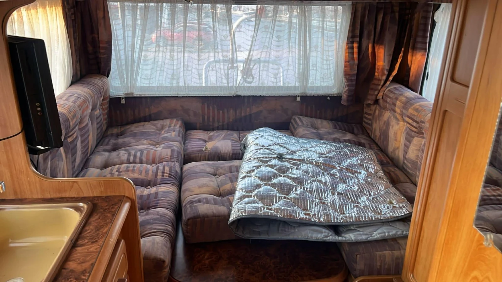 Кемпер Renault, снимка 13 - Каравани и кемпери - 53726518