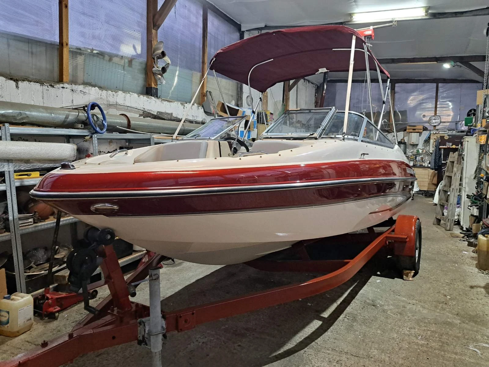 Моторна яхта Glastron GXL185, снимка 3 - Воден транспорт - 53782726