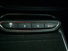 Abarth 600 e SCORPIONISSIMA CAMERA LED KEYLESS, снимка 13