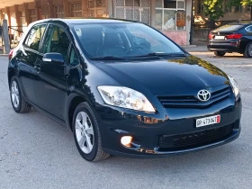 Toyota Auris 1.8i-147кс-ШВЕЙЦАРИЯ-РЪЧКА-6ск-FACELIFT-NAVI, снимка 2