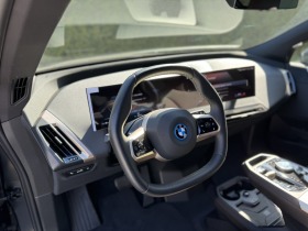 BMW iX iX40 Sport Packet xDrive, снимка 14 - Автомобили и джипове - 45111963