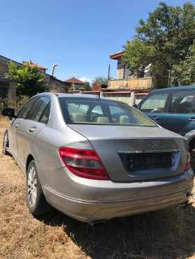 Mercedes-Benz C 220, снимка 3