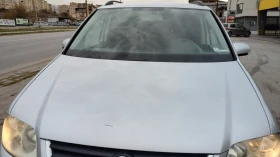 VW Touran 1.6 FSI Бензин/газ - 5350 лв. - 48594463 6