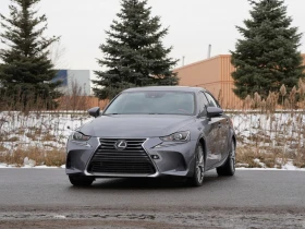 ������ Lexus IS 300