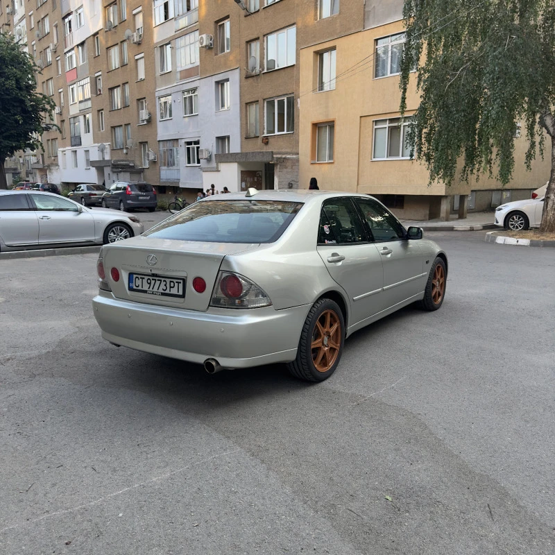 Lexus IS БАРТЕР, снимка 5 - Автомобили и джипове - 47047354